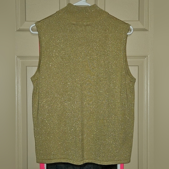 #045 Vintage - Casual Corner- Gold sparkly sleeveless tank top- Size: XL - Picture 3 of 5
